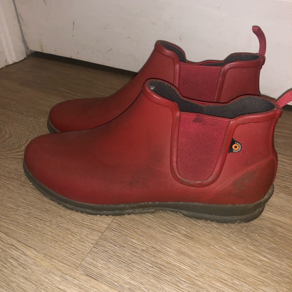 Bogs ladies rain booties size 10